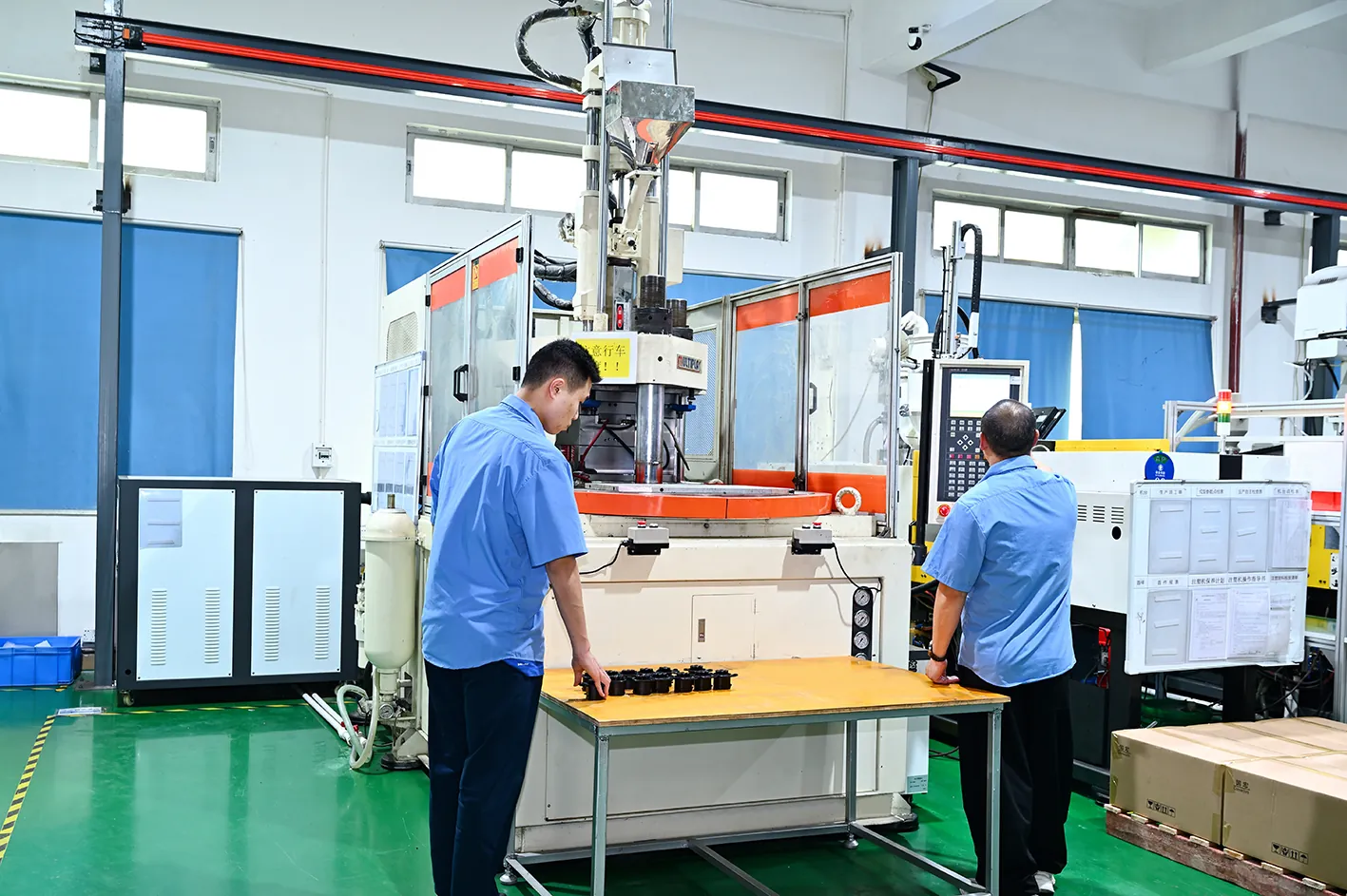 Rigid PVC injection mold trial with melt at 185 degrees against a 25 degree cavity surface